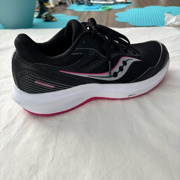 Saucony Convergence Sneaker Flint Heather Color Fitness and Cross Training - Picture 8 of 16